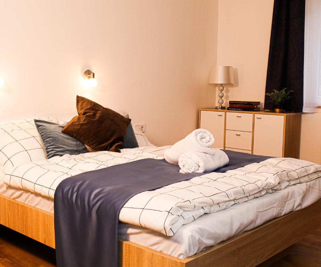Villa Blue Apartman Szekszárd Kültér fotó