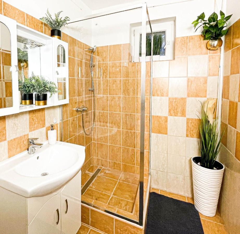 Villa Blue Apartman Szekszárd Kültér fotó